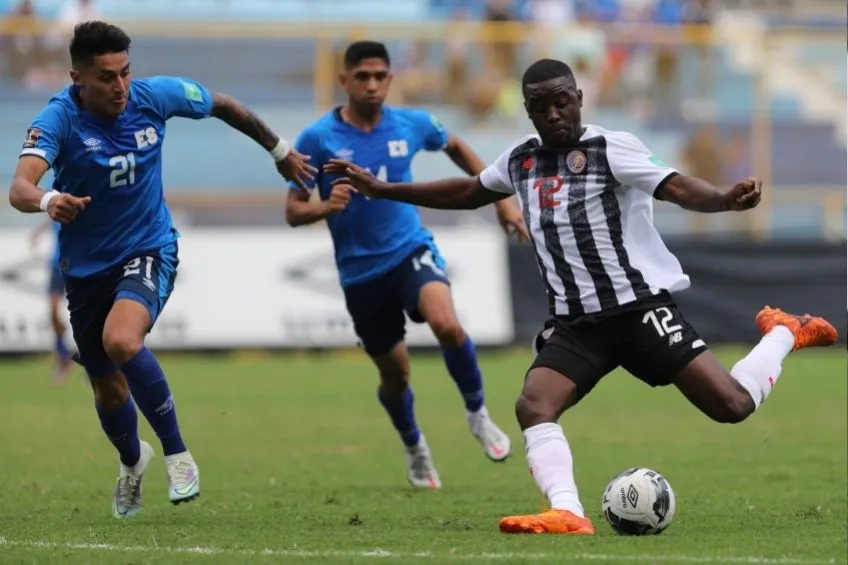 El Salvador en su juego vs Costa Rica