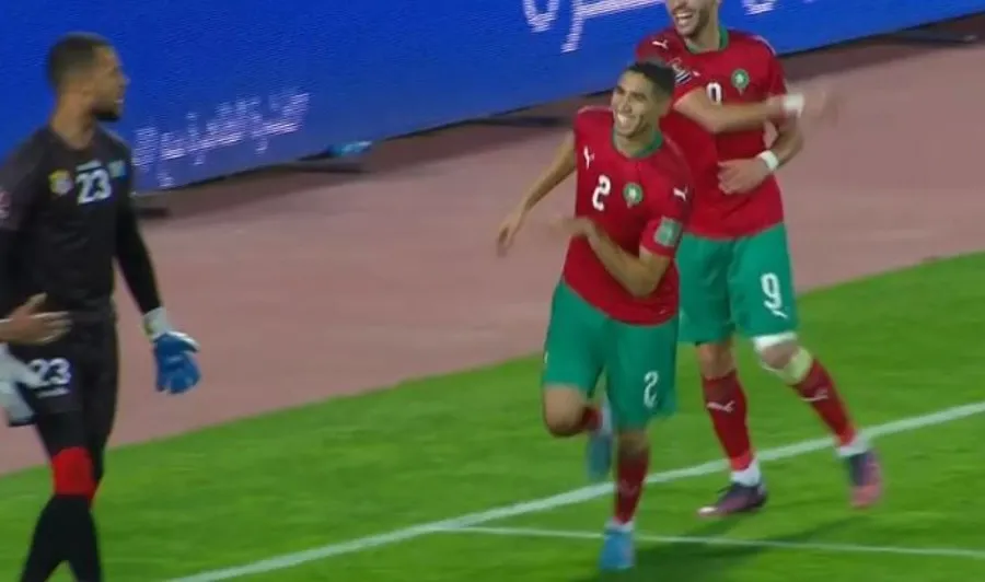 ESPECIAL Achraf Hakimi celebra el cuarto tanto