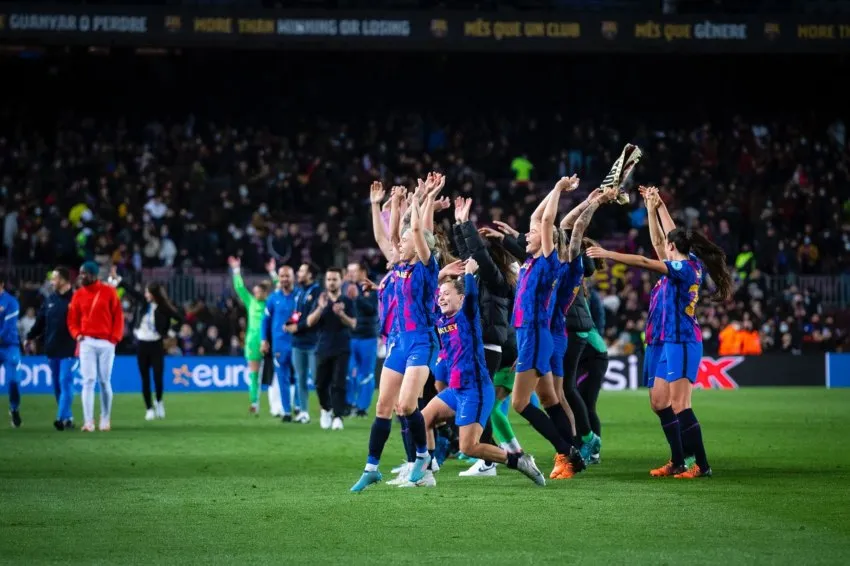 Jugadoras del Barcelona en el Clásico femenil