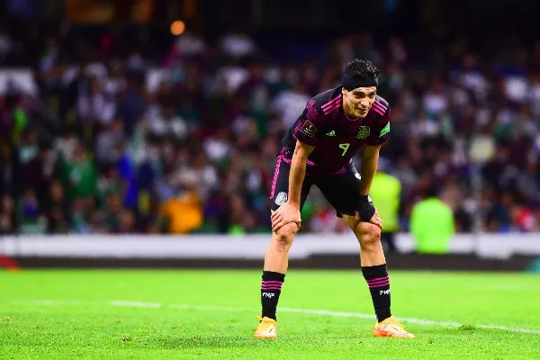 IMAGO7 Raúl Jiménez con el Tri ante Estados Unidos