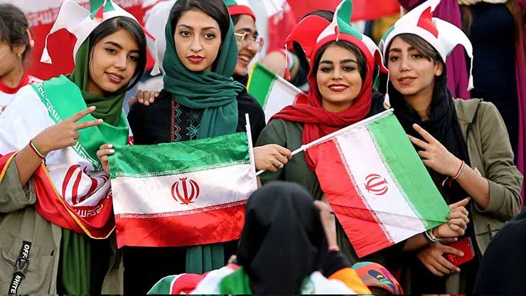 Aficionadas de Irán, previo a un partido
