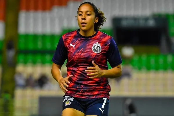 IMAGO7 Casandra Montero con Chivas