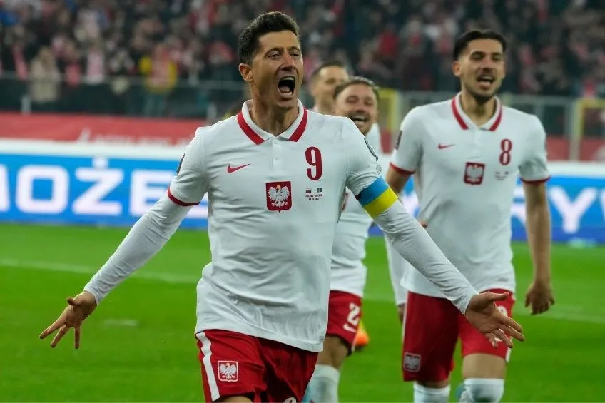 AP Lewandowski festejando un gol