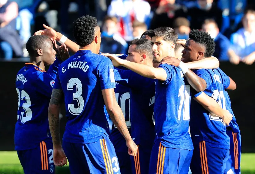 Real Madrid celebrando el gol