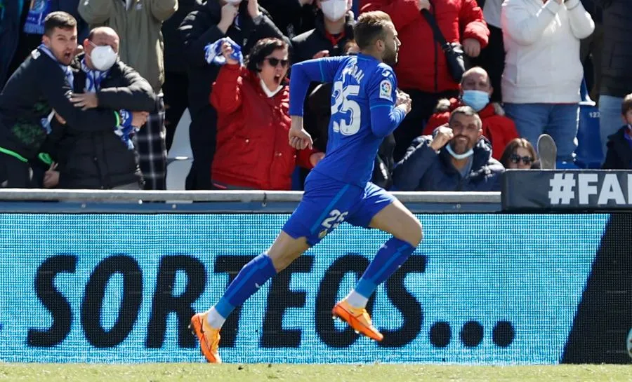 Borja Mayoral celebra gol