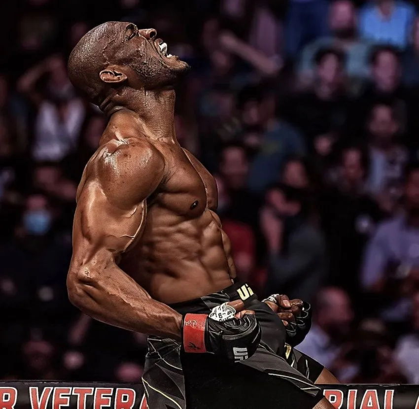 Kamaru Usman, peleador nigeriano de la UFC