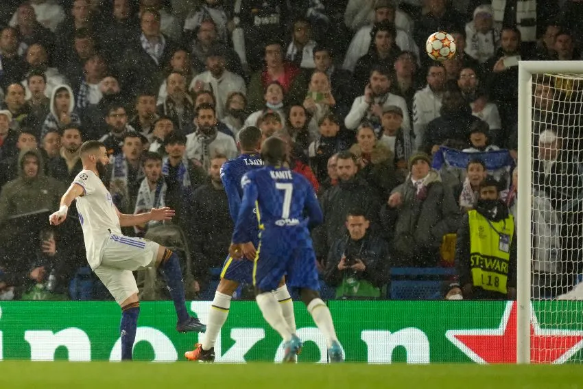 Primer gol del Real Madrid, cortesía de Karim Benzema