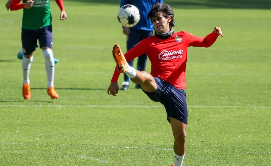 Macías en entrenamiento