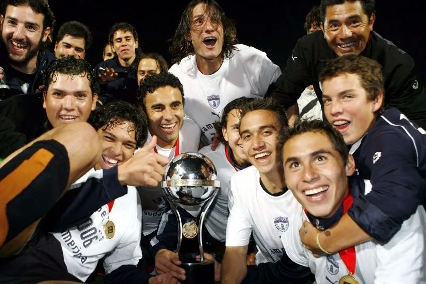 Pachuca tras ganar la Copa Sudamericana