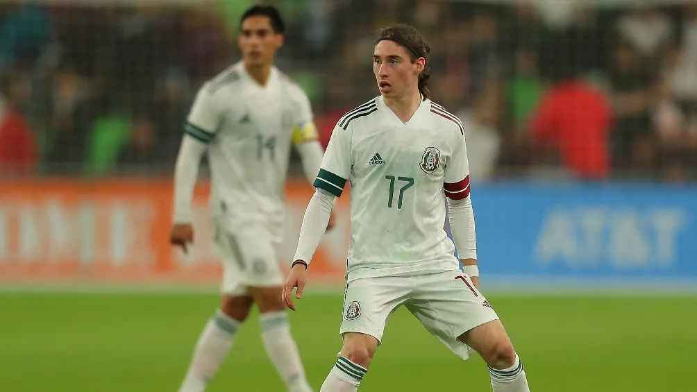 Marcelo Flores jugando partido con la Selección Mexicana Sub 20