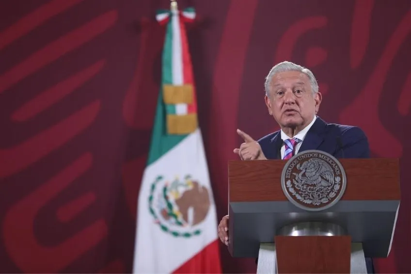 AMLO durante la mañanera