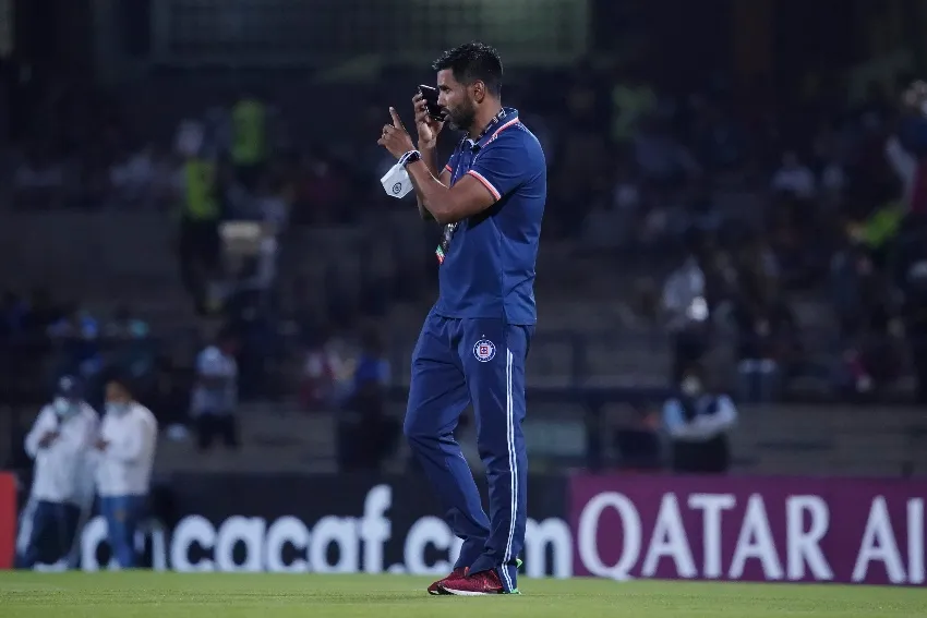 Joaquín Velázquez, ex auxiliar de Juan Reynoso en Cruz Azul