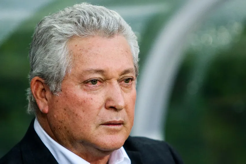 IMAGO 7 Rey Midas llegando al estadio Akron