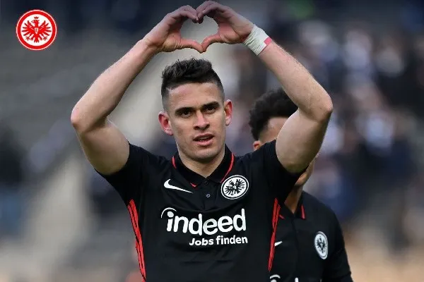 Santos Borré con el Eintracht Frankfurt