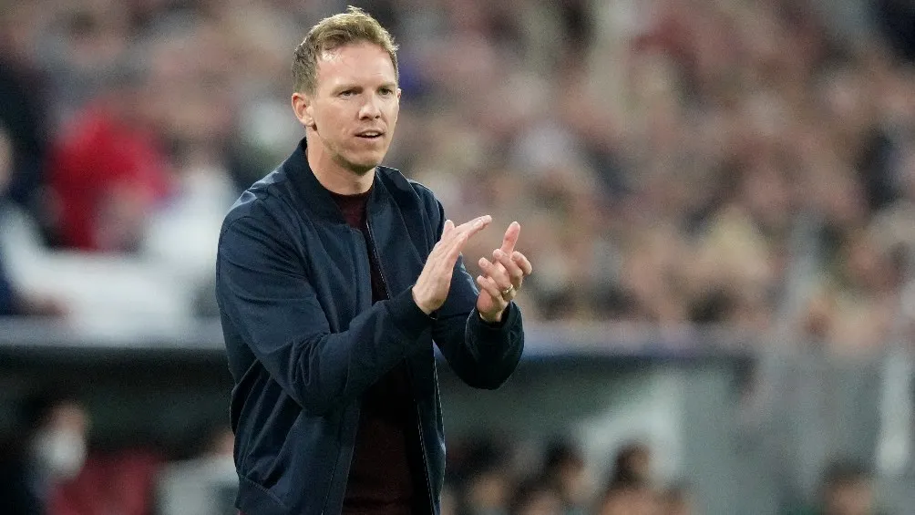 AP Julian Nagelsmann dirigiendo al Bayern Munich en partido de Champions