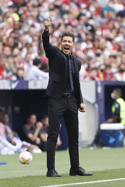 Simeone en partido con el Atlético