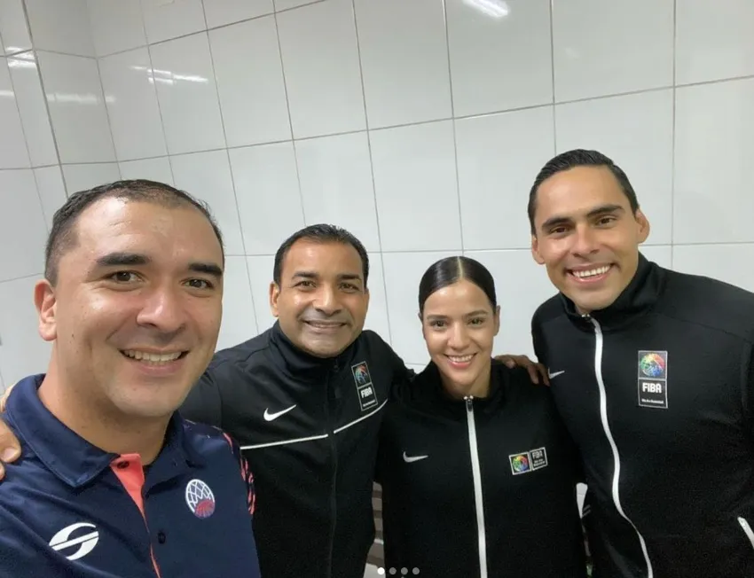 Blanca Burns, árbitra mexicana en la NBA