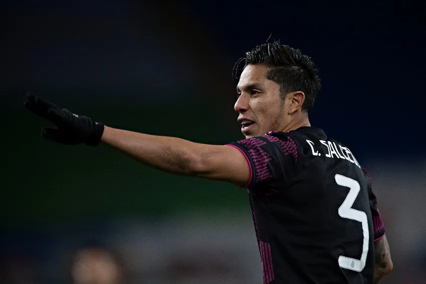 Titán Salcedo en un partido con la Selección Mexicana