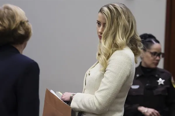 Amber Heard durante el juicio