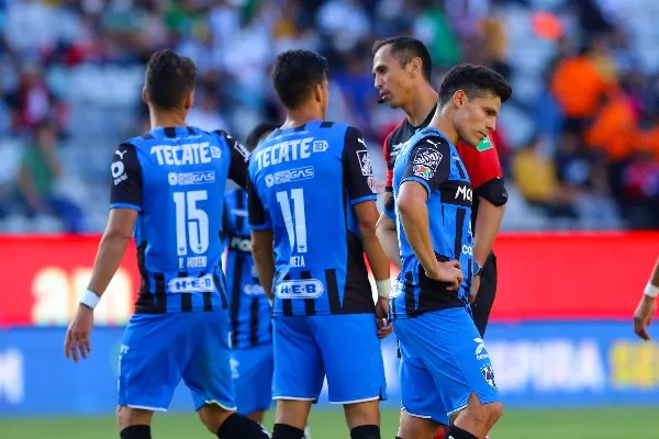 Rayados reacciona durante partido