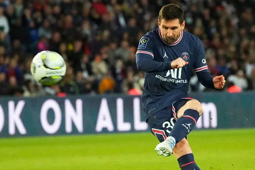 Lionel Messi en un partido del PSG