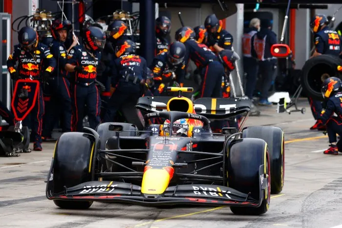 Checo Pérez en el GP de Emilia Romaña