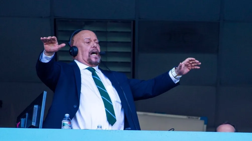 Perro Bermúdez en una transmisión