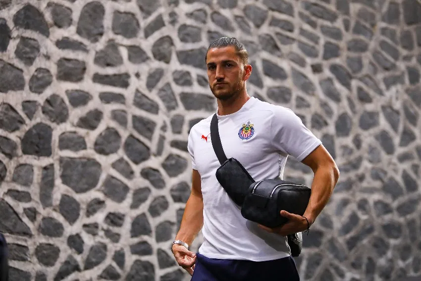 Hiram Mier previo a un partido de las Chivas