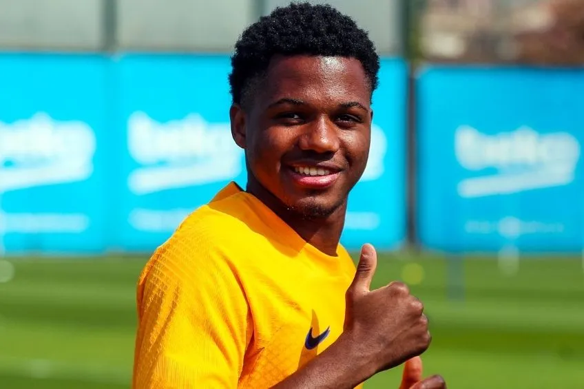 TWITTER: @FCBarcelona Ansu Fati entrenando con el Barcelona