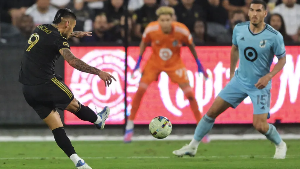 TWITTER @MLS Acciones entre el LAFC y el Minnesota United