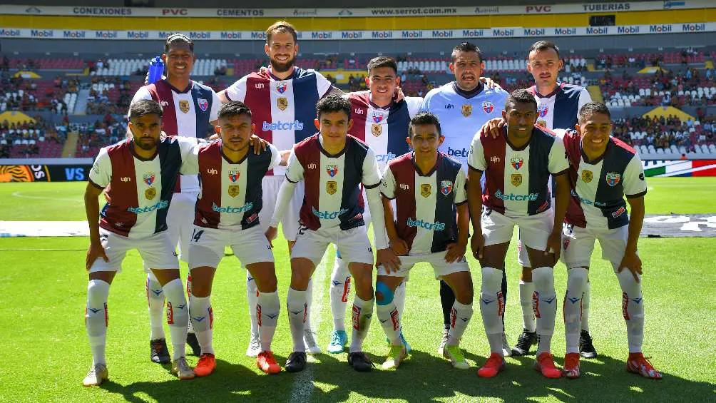 Jugadores del Atlante previo a disputar Liguilla en la Liga de Expansión