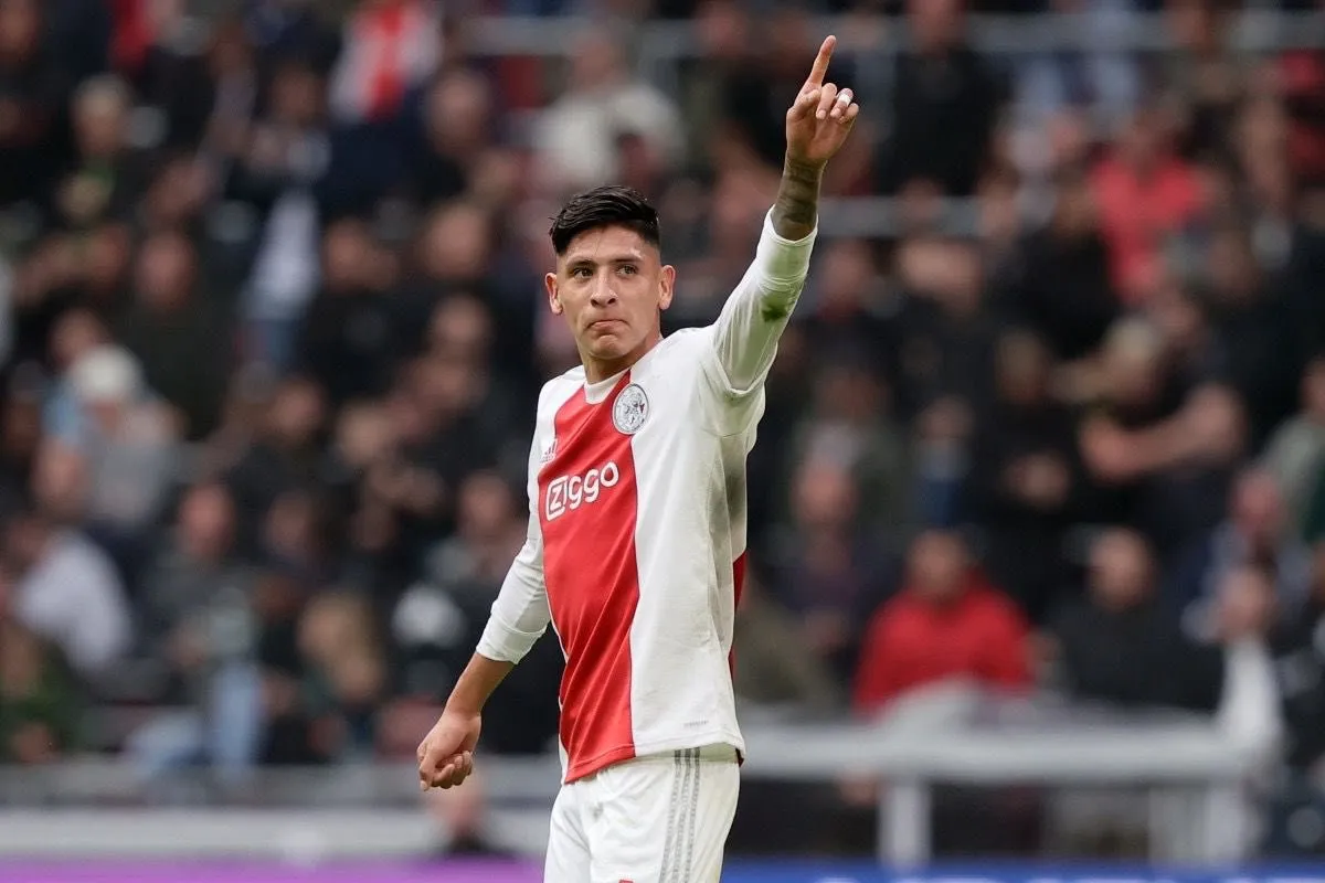 TWITTER | @EDSONALVAREZ19 Edson Álvarez festejando gol con el Ajax