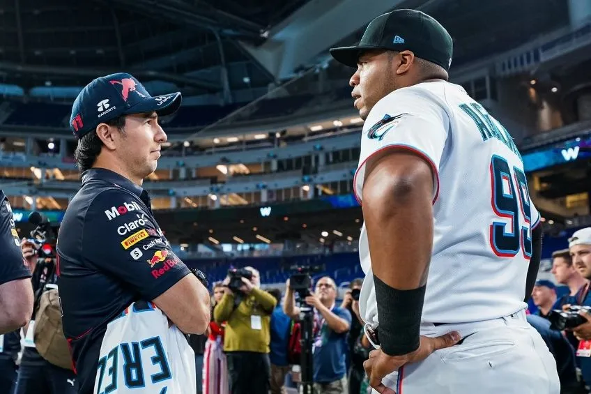 TWITTER: @Marlins Checo Pérez tras el lanzamiento