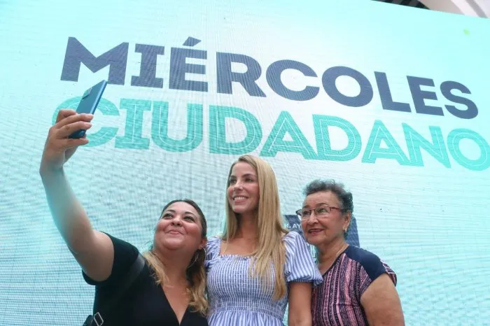 La alcaldesa de Veracruz Patricia Lobeira Rodríguez