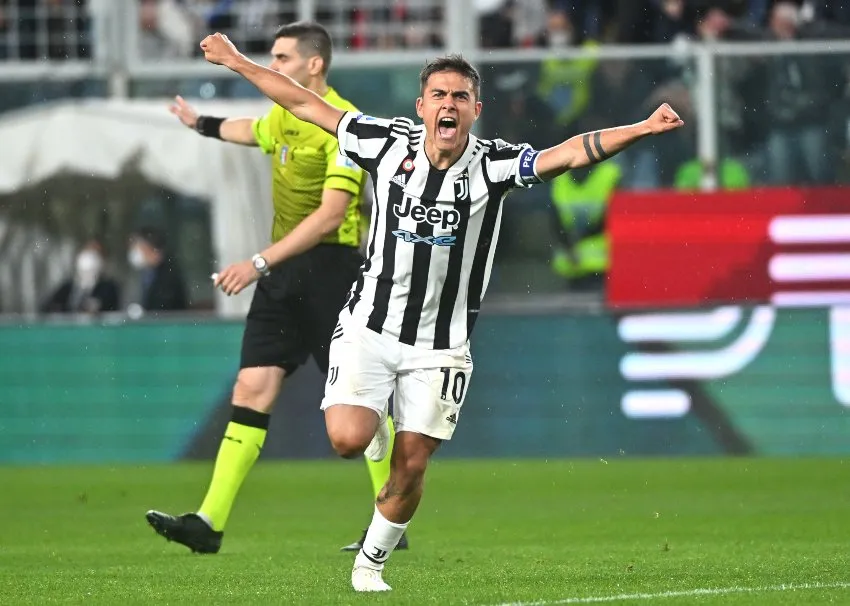Dybala festejando su gol ante el Genoa