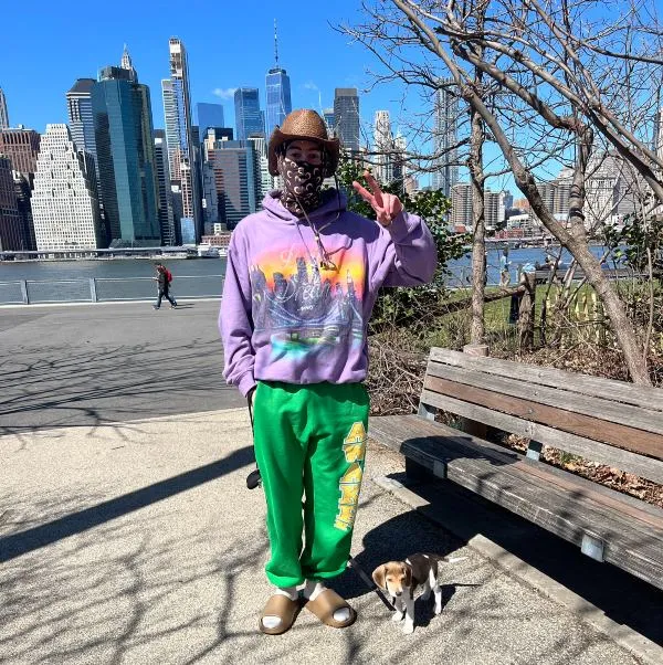 TWITTER @sanbenito Bad Bunny estrenó 'Un verano sin ti'