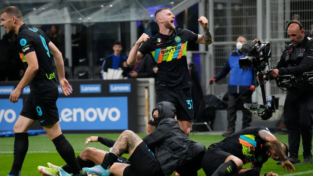 Con el triunfo, Inter se puso primero en la tabla