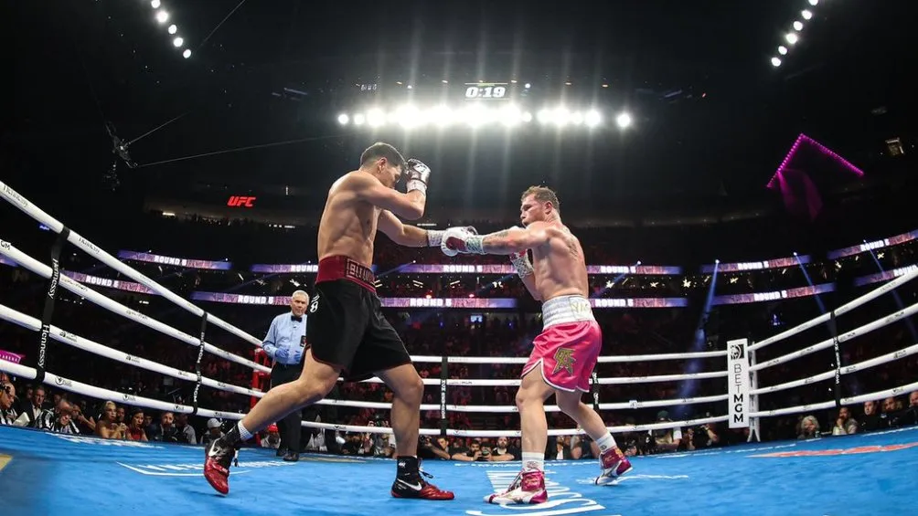 Canelo Álvarez vs Dmitry Bivol