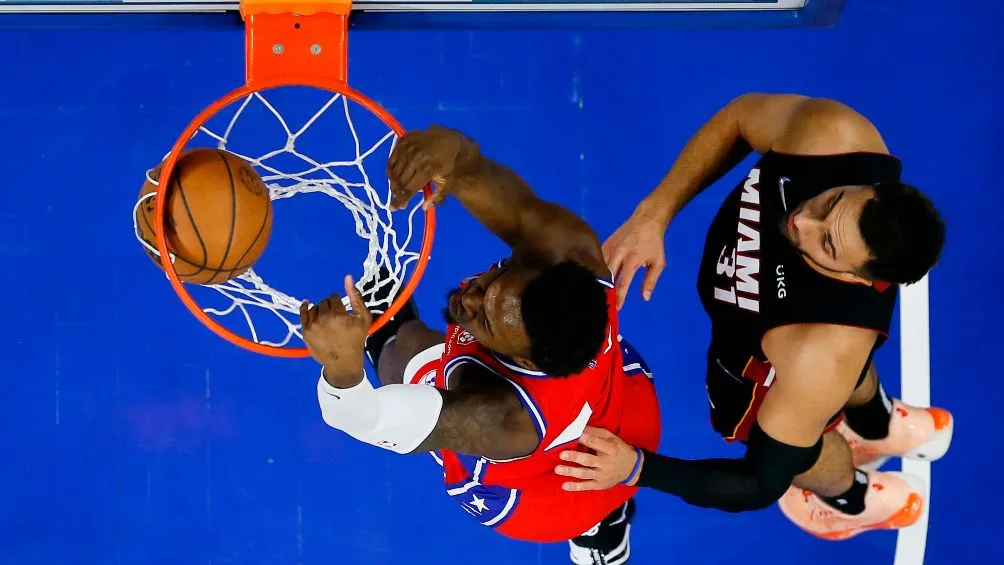 AP Ahora Heat y Sixers van para ganar dos de tres