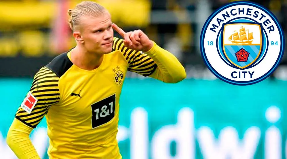 AP Pep Guardiola en festejo de gol