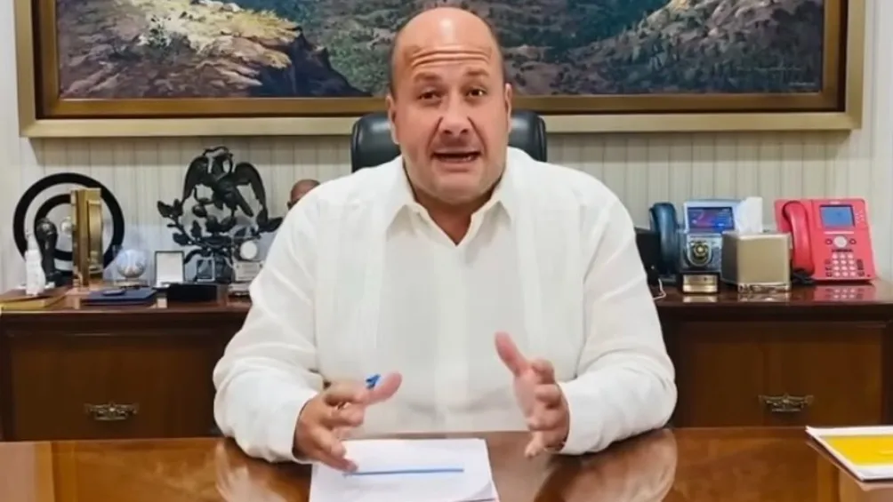 Enrique Alfaro hablado sobre el uso del cubrebocas en Jalisco