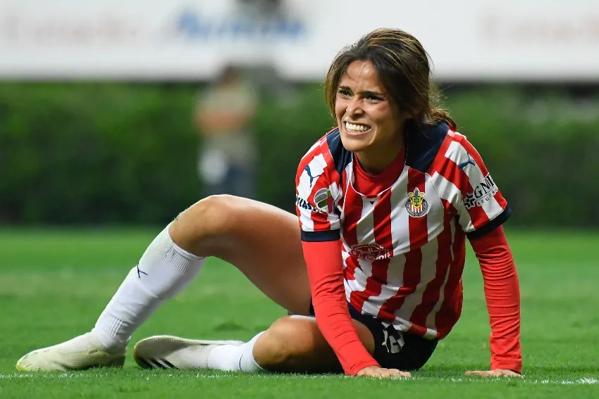 Joseline Montoya en un partido de Chivas