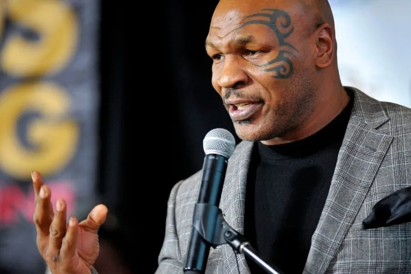 Mike Tyson en una conferencia