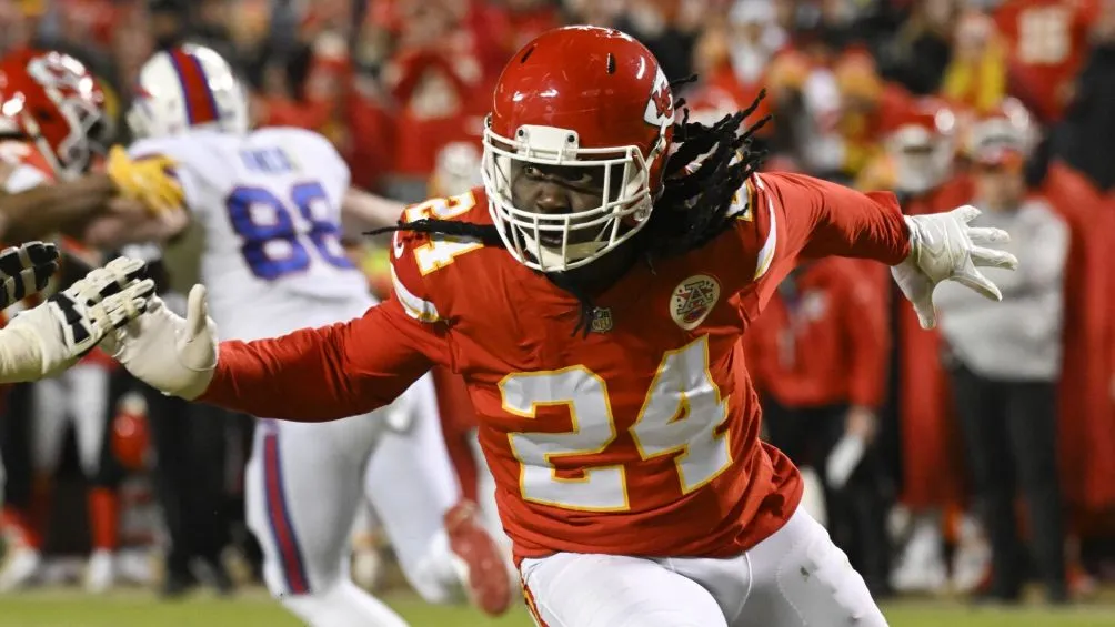 Melvin Ingram tuvo un 2021 de altibajos