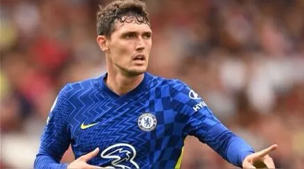 Andreas Christensen en un partido con el Chelsea