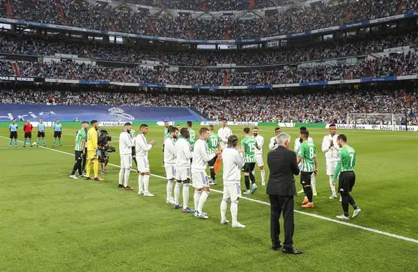 Doble pasillo en el Real Madrid vs Betis