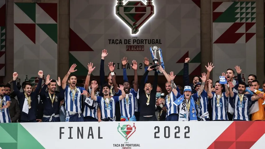 Porto celebrando la obtención del título en la Copa de Portugal