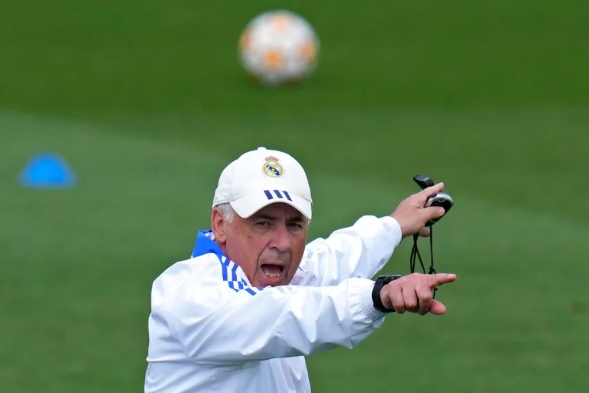 Ancelotti previo a la Final de la Champions