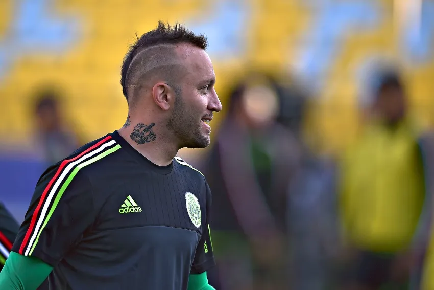 IMAGO7 Vuoso en un entrenamiento de la Selección Mexicana