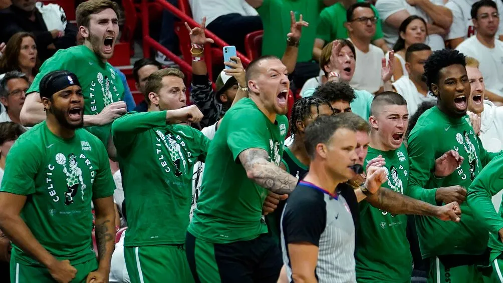 Boston está a un partido de llevarse la victoria en la serie